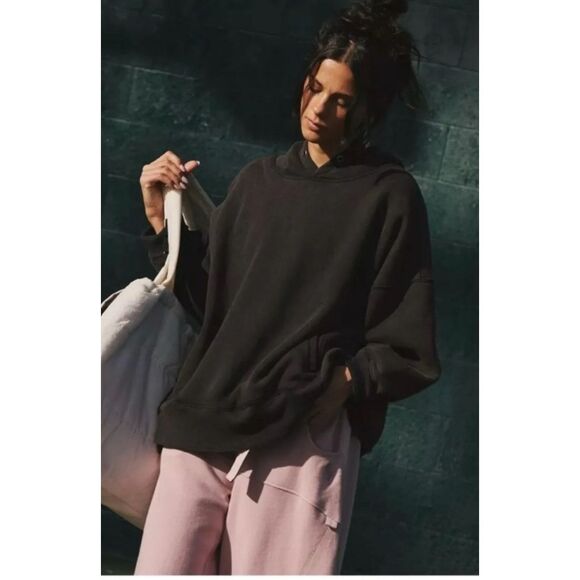 Free People Movement NWT Sprint to the Finish Logo Hoodie Black Small - Picture 2 of 4